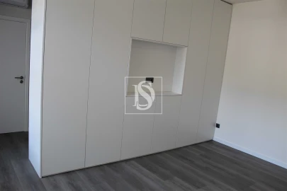 Apartamento T1 para Venda em Amarante (São Gonçalo), Madalena, Cepelos e Gatão