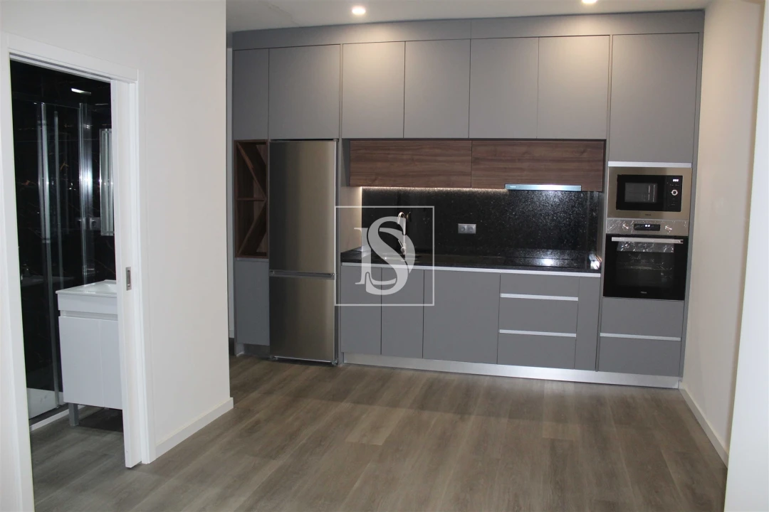 Apartamento T1 para Venda em Amarante (São Gonçalo), Madalena, Cepelos e Gatão Foto 1