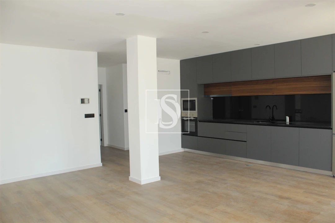 Apartamento T2 para Venda em Vila Cova da Lixa e Borba de Godim Foto 2