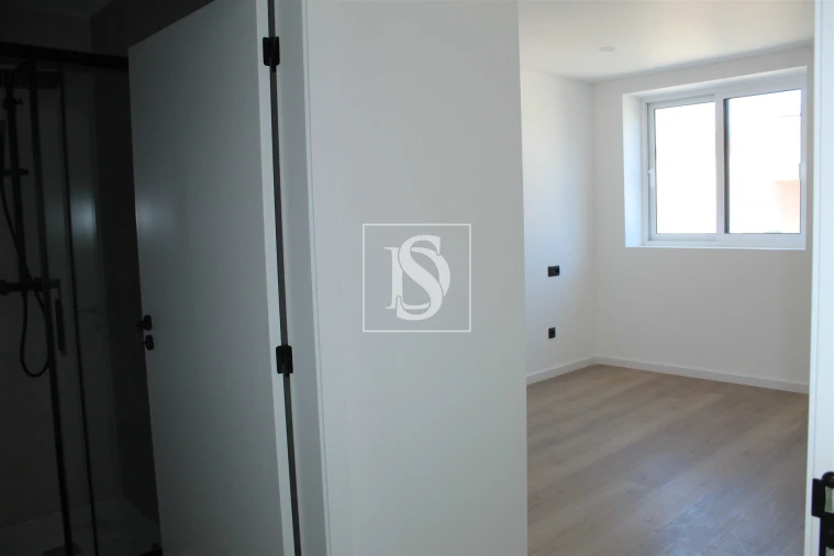 Apartamento T2 para Venda em Vila Cova da Lixa e Borba de Godim Foto 5