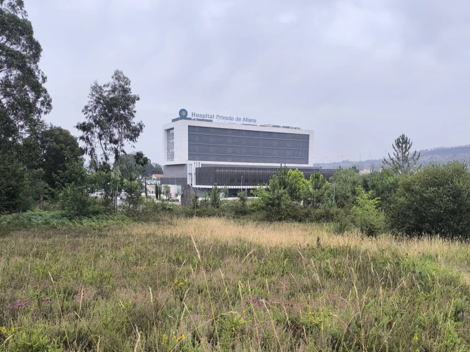 Terreno Misto para Venda em Alfena Foto 1