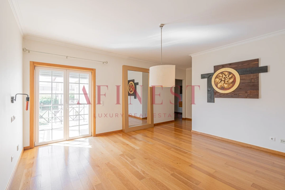 Apartamento T4 para Arrendamento em Santa Maria e São Miguel, São Martinho, São Pedro Penaferrim Foto 19