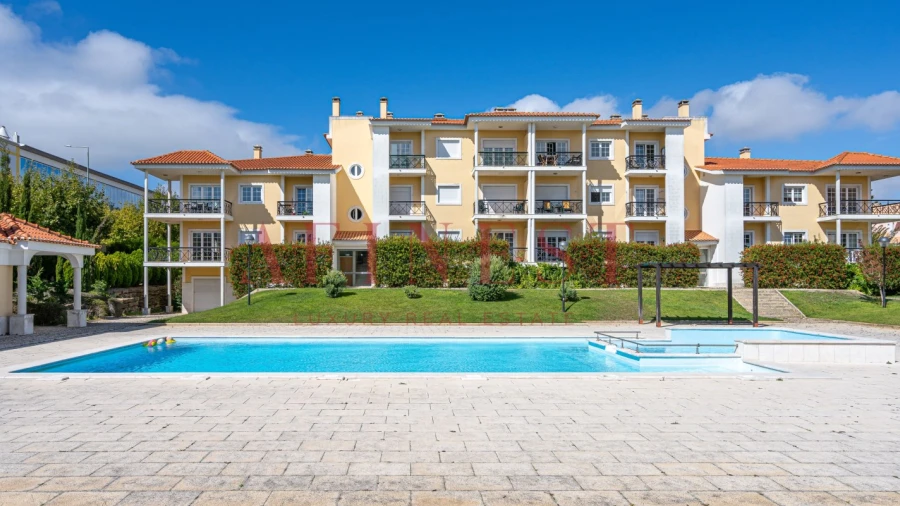 Apartamento T4 para Arrendamento em Santa Maria e São Miguel, São Martinho, São Pedro Penaferrim