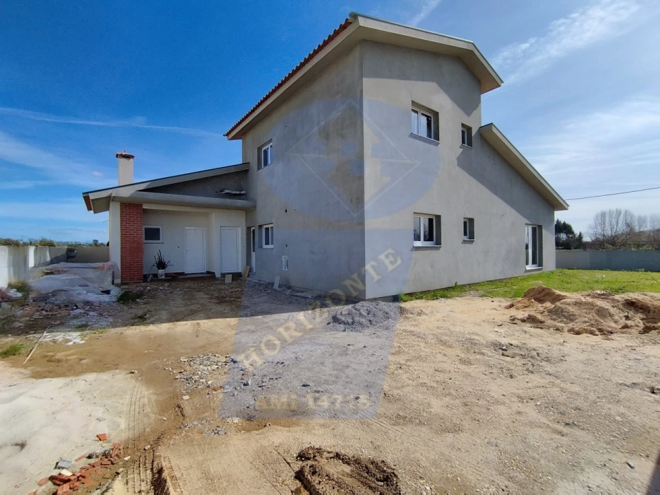 Moradia T4 para Venda em Bustos, Troviscal e Mamarrosa Foto 5