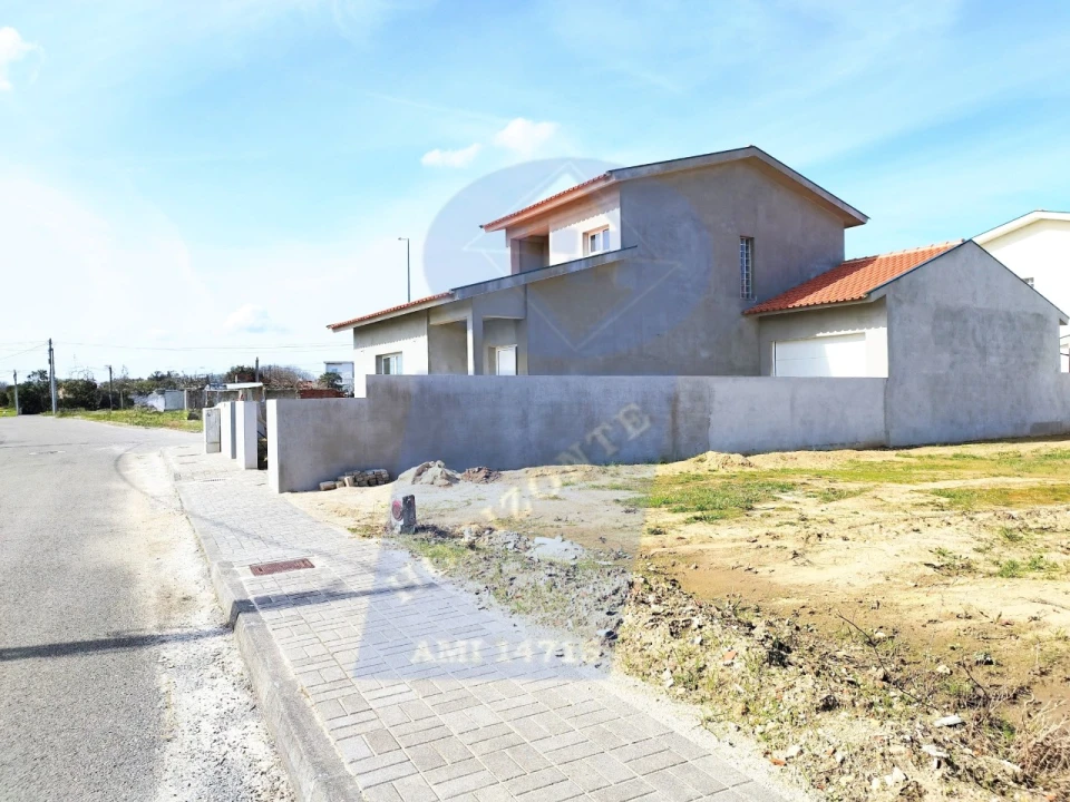 Moradia T4 para Venda em Bustos, Troviscal e Mamarrosa Foto 1