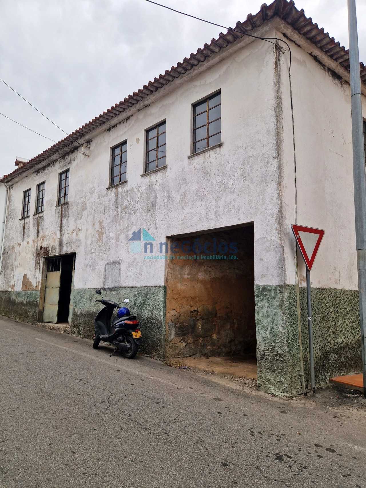 Moradia T3 para Venda em Carregosa Foto 1