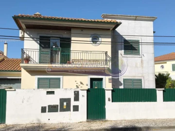 Moradia T4 para Venda em Benavente