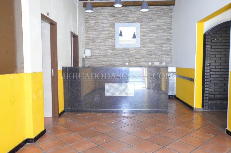 Loja para Arrendamento em Espinho Foto 2