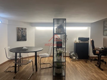 Loja para Arrendamento em Lumiar