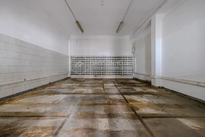 Armazém para Venda em Matosinhos e Leça da Palmeira