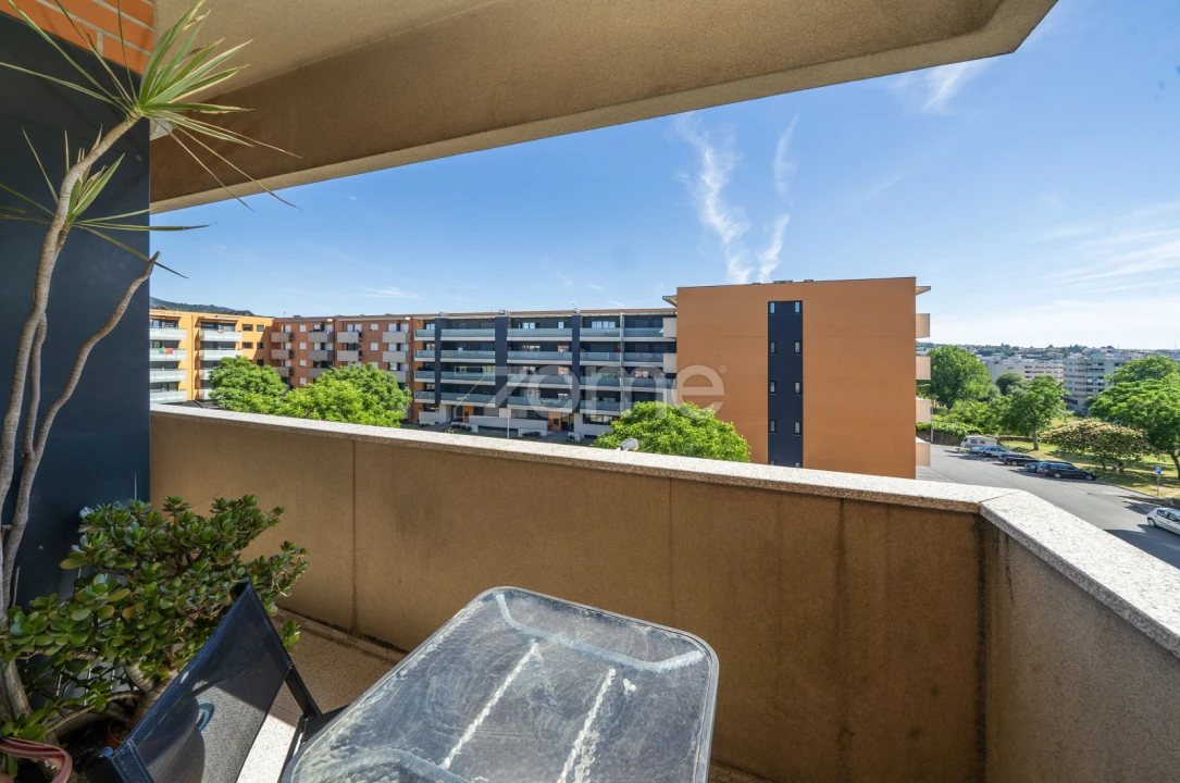 Apartamento T3 para Venda em Ferreiros e Gondizalves Foto 25