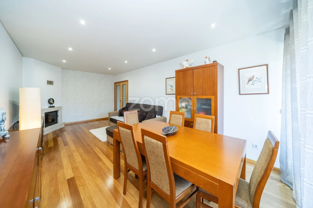 Apartamento T3 para Venda em Ferreiros e Gondizalves Foto 27