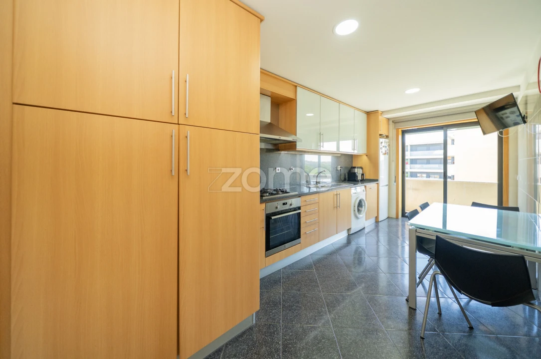 Apartamento T3 para Venda em Ferreiros e Gondizalves Foto 31