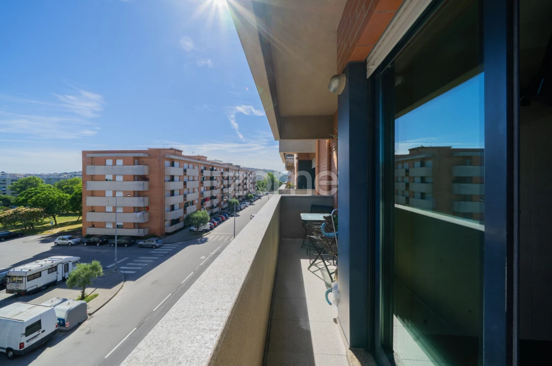 Apartamento T3 para Venda em Ferreiros e Gondizalves Foto 33