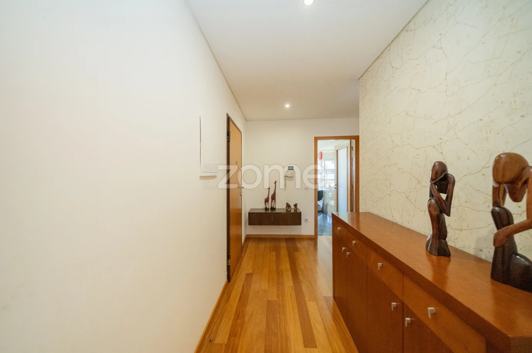 Apartamento T3 para Venda em Ferreiros e Gondizalves Foto 37