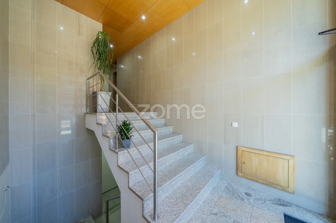 Apartamento T3 para Venda em Ferreiros e Gondizalves Foto 48