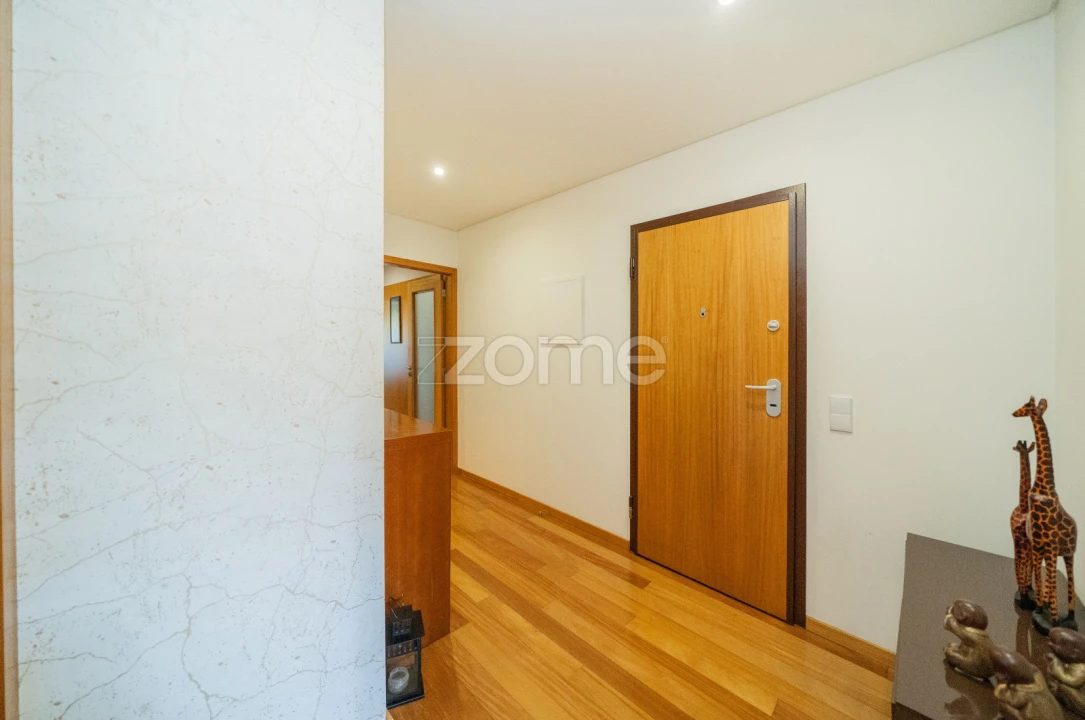 Apartamento T3 para Venda em Ferreiros e Gondizalves Foto 22