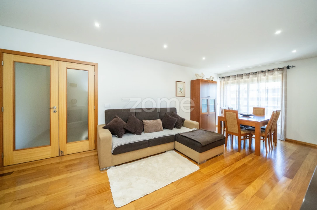 Apartamento T3 para Venda em Ferreiros e Gondizalves Foto 5