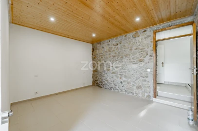 Moradia T3 para Venda em Sabariz