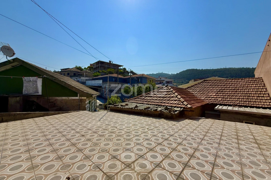 Moradia T2 para Venda em Vilarinho Foto 18