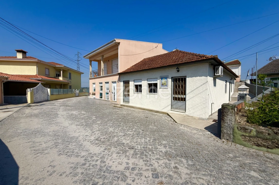 Moradia T2 para Venda em Vilarinho Foto 4