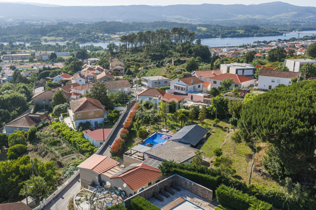 Moradia T4 para Venda em Vila Nova de Cerveira e Lovelhe Foto 64