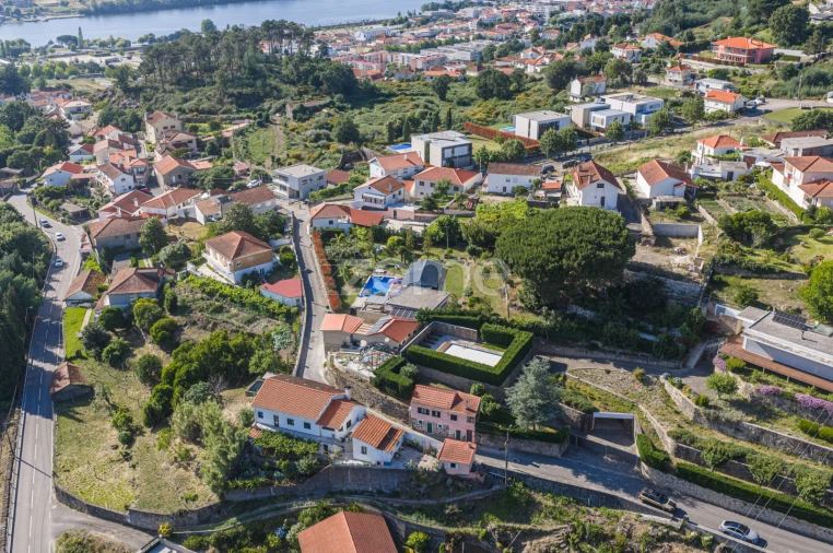 Moradia T4 para Venda em Vila Nova de Cerveira e Lovelhe Foto 65