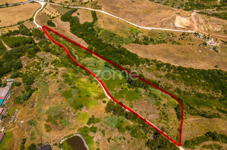 Terreno para Venda em Santiago dos Velhos Foto 2