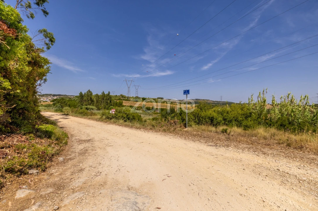 Terreno para Venda em Santiago dos Velhos Foto 5