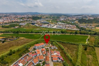 Moradia T4 para Venda em Marrazes e Barosa