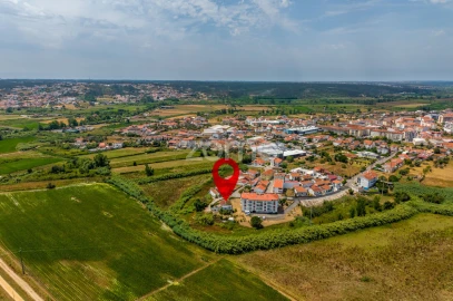 Moradia T4 para Venda em Marrazes e Barosa