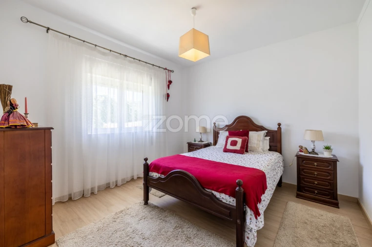 Moradia T4 para Venda em Marrazes e Barosa Foto 27