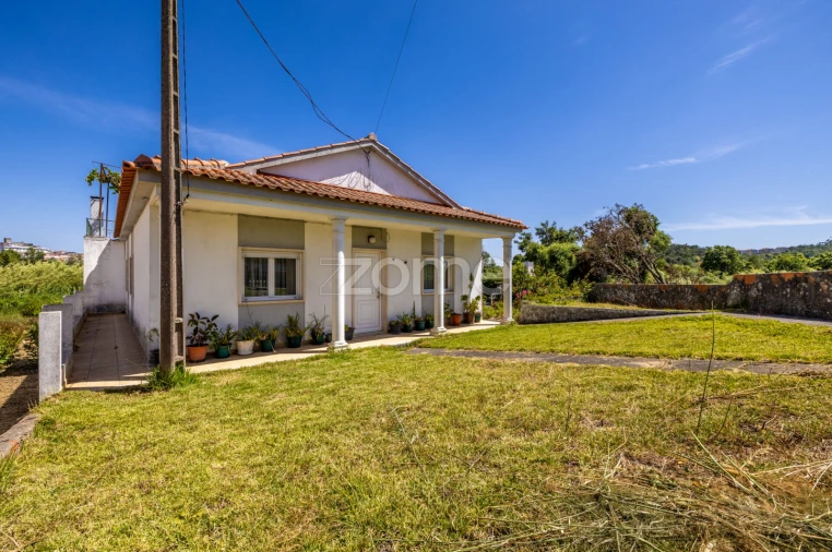 Moradia T4 para Venda em Marrazes e Barosa Foto 40
