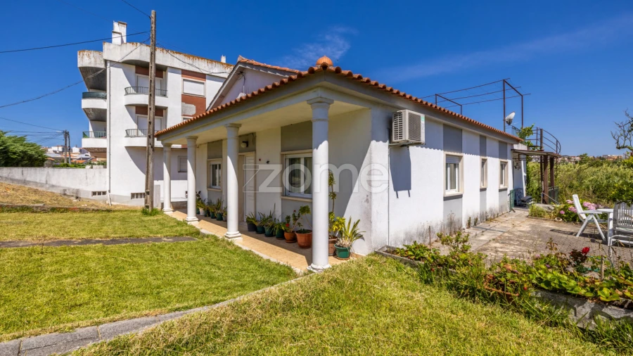 Moradia T4 para Venda em Marrazes e Barosa