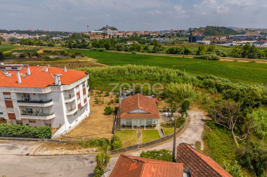 Moradia T4 para Venda em Marrazes e Barosa Foto 42