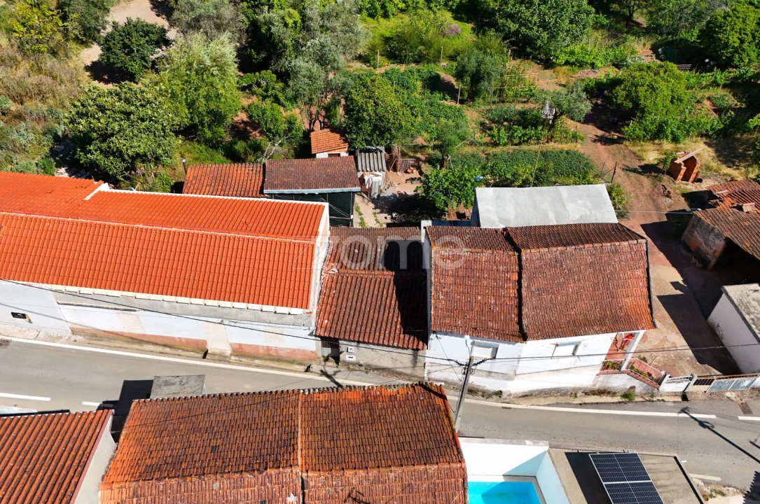 Moradia T1 para Venda em Eiras e São Paulo de Frades Foto 1