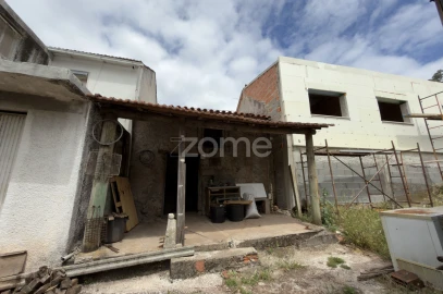 Moradia T1 para Venda em Eiras e São Paulo de Frades