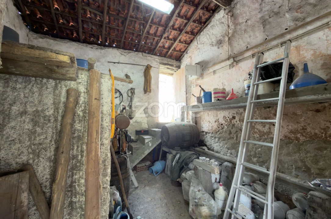 Moradia T1 para Venda em Eiras e São Paulo de Frades Foto 8