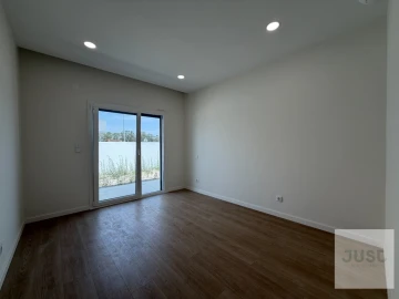 Moradia T4 para Venda em Quinta do Anjo