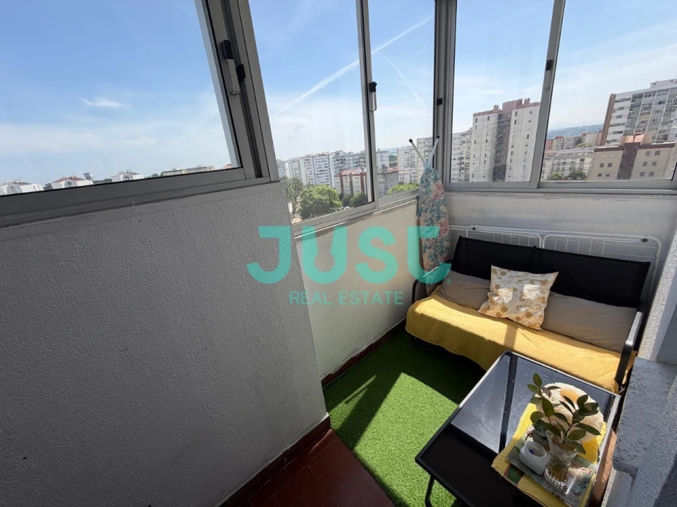 Apartamento T2 para Venda em Laranjeiro e Feijó Foto 5