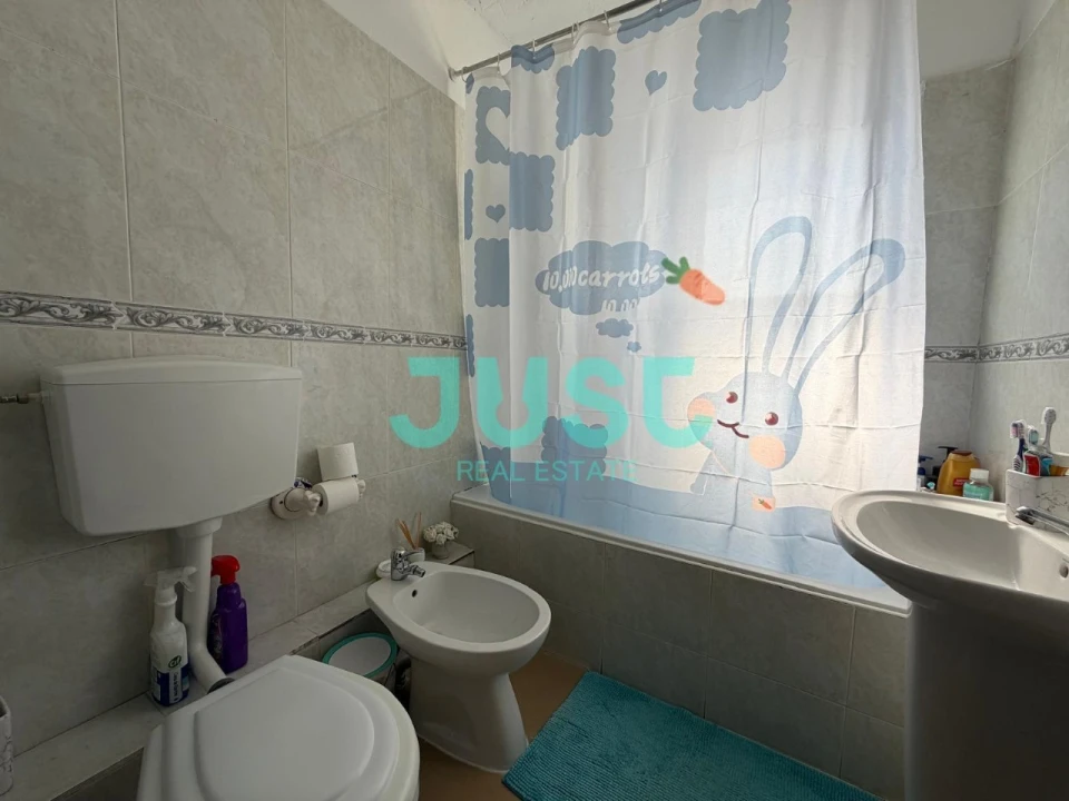 Apartamento T2 para Venda em Laranjeiro e Feijó Foto 10