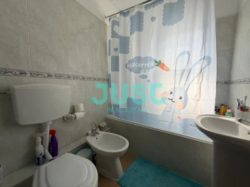 Apartamento T2 para Venda em Laranjeiro e Feijó