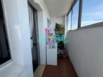 Apartamento T2 para Venda em Laranjeiro e Feijó