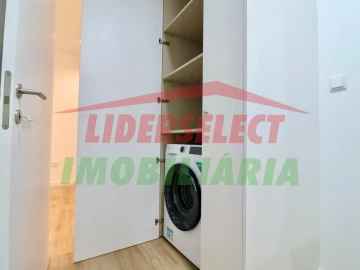 Moradia T3 para Venda em Santa Maria, São Pedro e Matacães