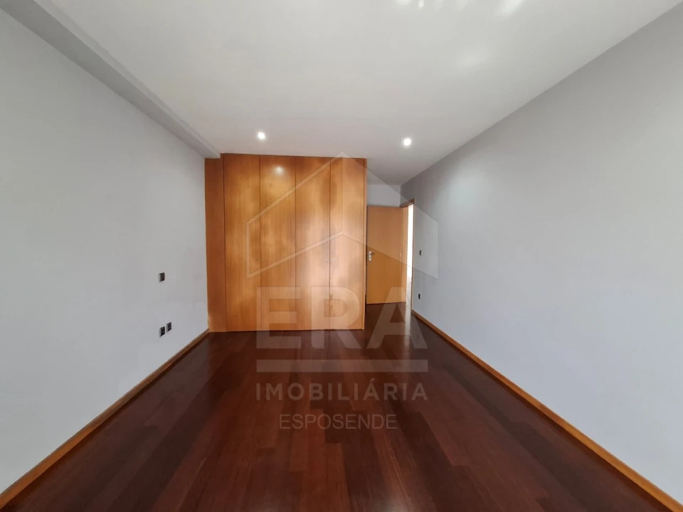 Apartamento T4 para Venda em Esposende, Marinhas e Gandra Foto 11