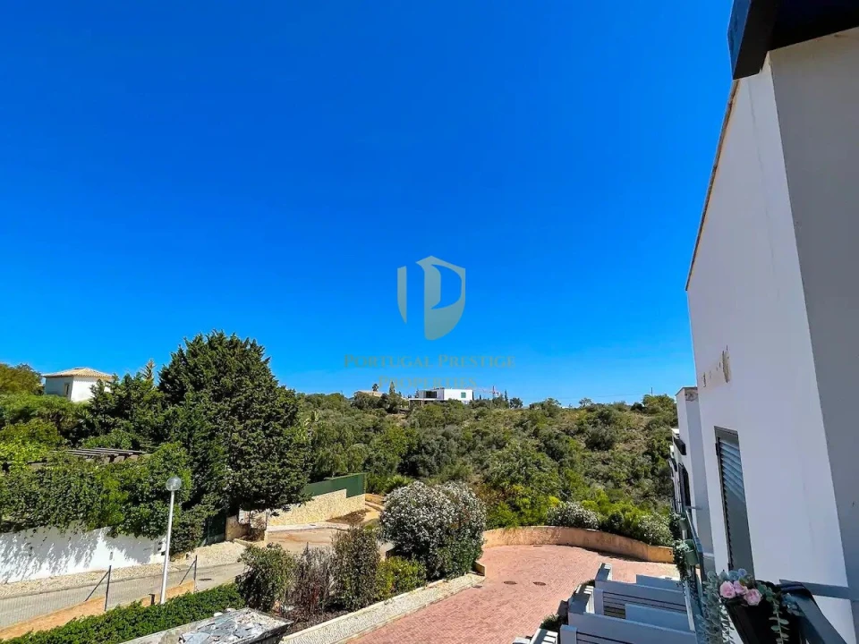 Moradia T3 para Venda em Albufeira e Olhos de Água Foto 20
