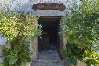 Loja para Venda em São Miguel do Souto e Mosteirô