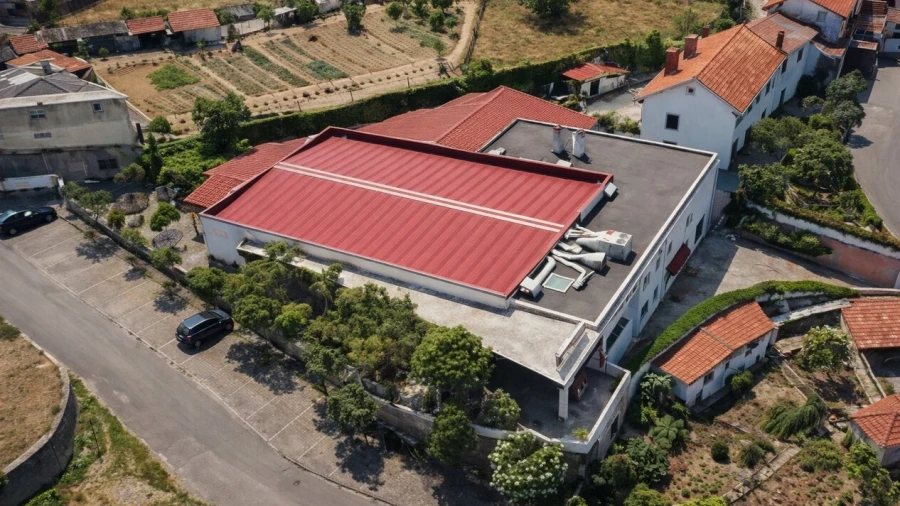 Loja para Venda em São Miguel do Souto e Mosteirô