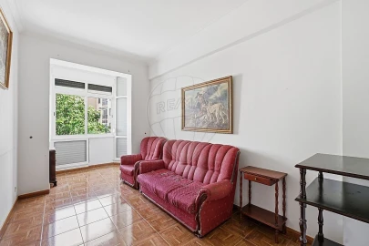 Apartamento T2 para Venda em Agualva e Mira-Sintra