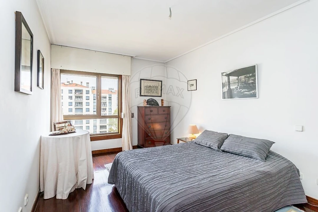 Apartamento T2 para Venda em Lumiar Foto 12